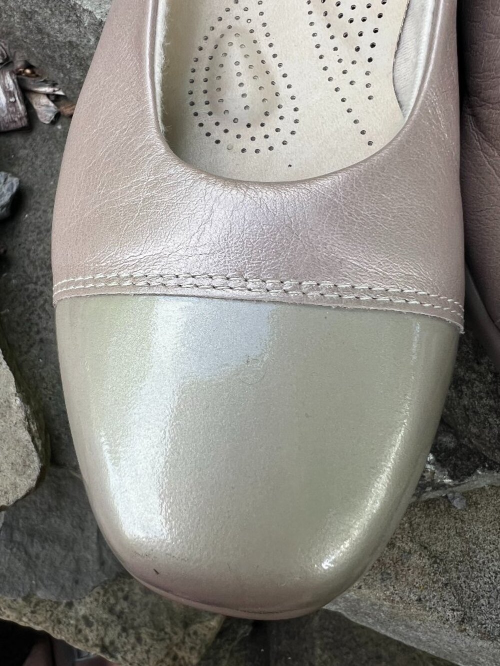 SAS shoes womens 8 two tone neutral slip on flats elegant US made capsule